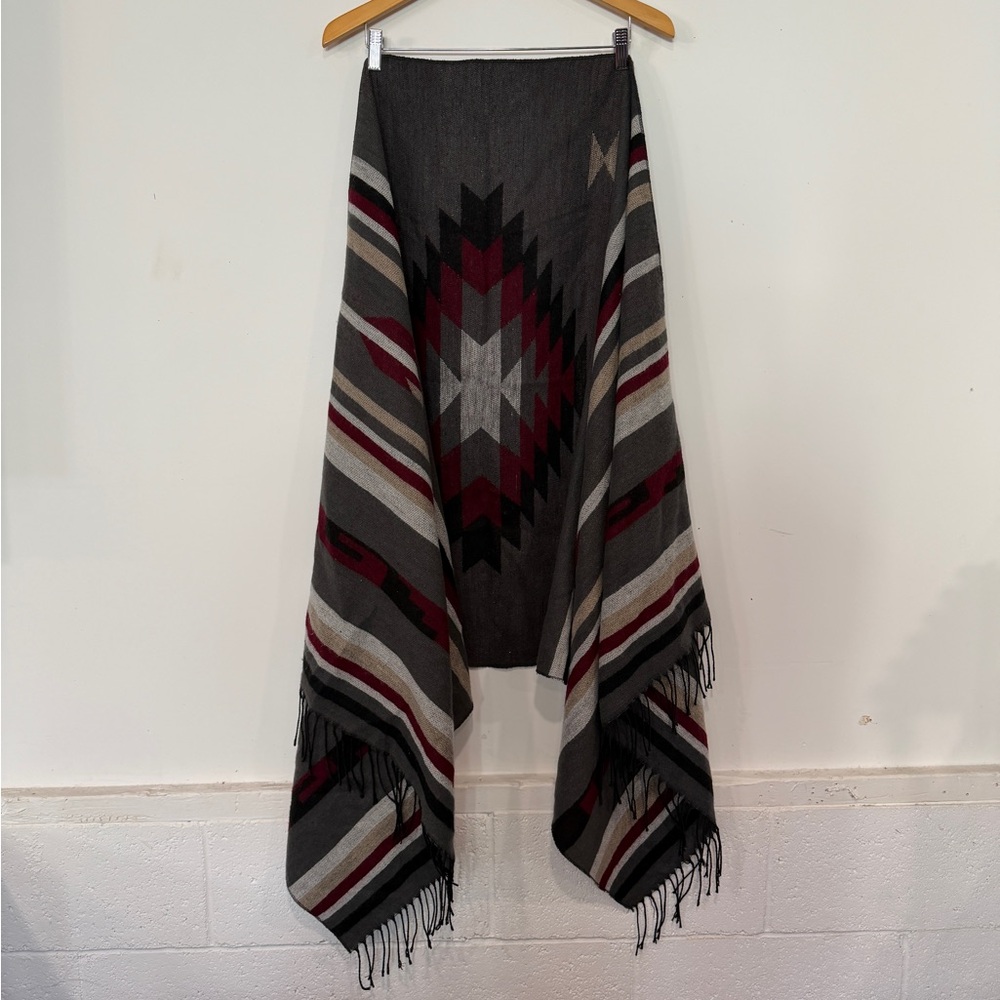 Gray & Burgundy Geometric Fringe Wrap Scarf